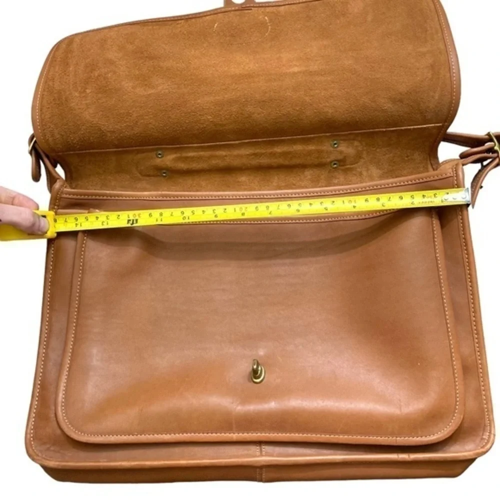 Coach vintage british tan New York City briefcase bag metropolitan 5180